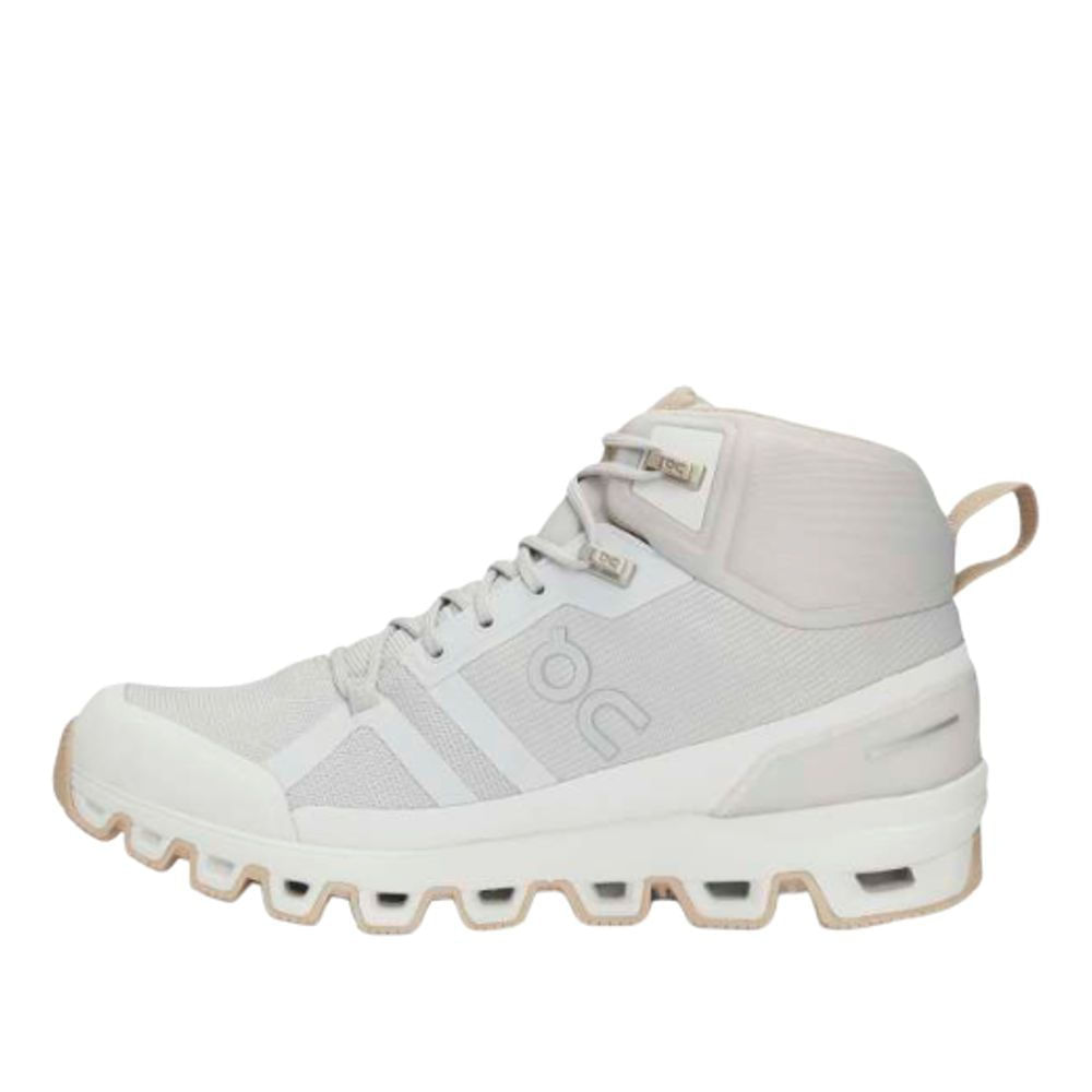 bota on running cloudrock waterproof