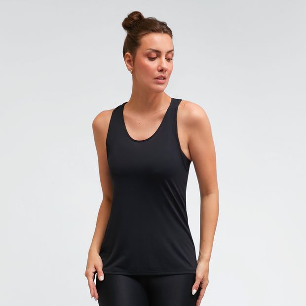 camiseta-regata-com-protecao-solar-ion-uv50-feminina-black-para-o-verao-solo-1