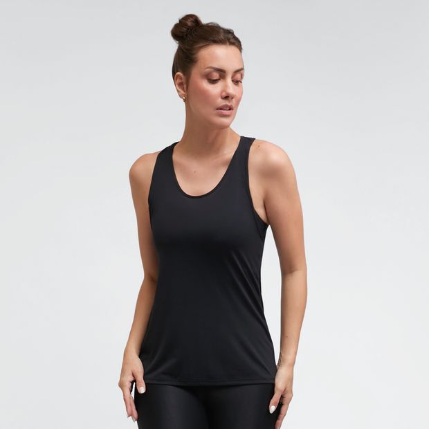 camiseta-regata-com-protecao-solar-ion-uv50-feminina-black-para-o-verao-solo-1