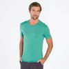 camiseta-ion-uv-com-protecao-solar-manga-curta-masculina-verde-salvia-para-o-verao-solo-1