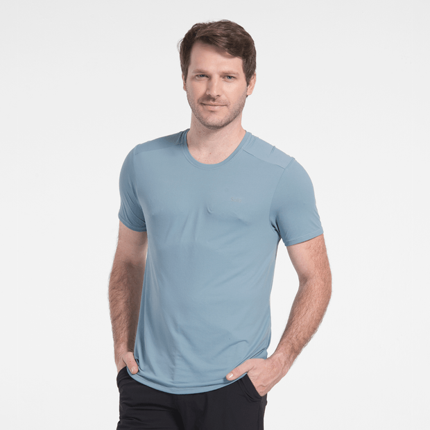 camiseta-ion-uv-com-protecao-solar-masculina-azul-brisa-para-praia-solo-1