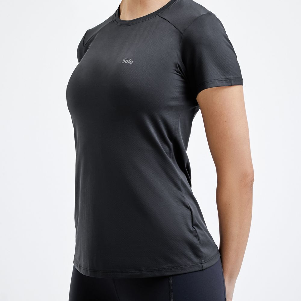 Camiseta Ion Uv Com Proteção Solar Manga Curta Feminina Black