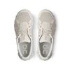 tenis-on-running-cloud-feminino-pearl-white-branco-perola-para-corrida-academia-perfil-solo-6